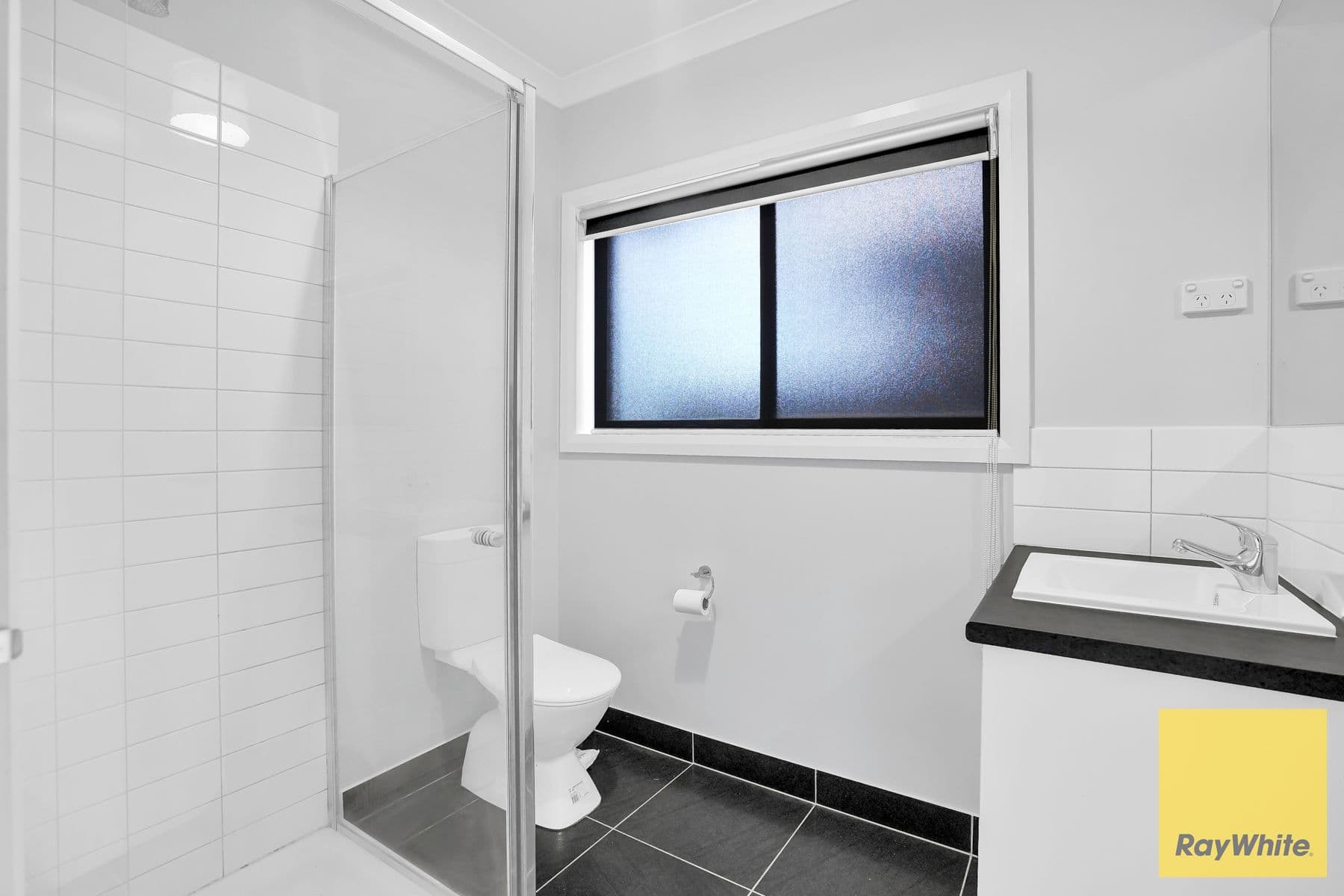 2 Oaky Crescent, COBBLEBANK VIC 3338, Cobblebank - Thumbnail 7