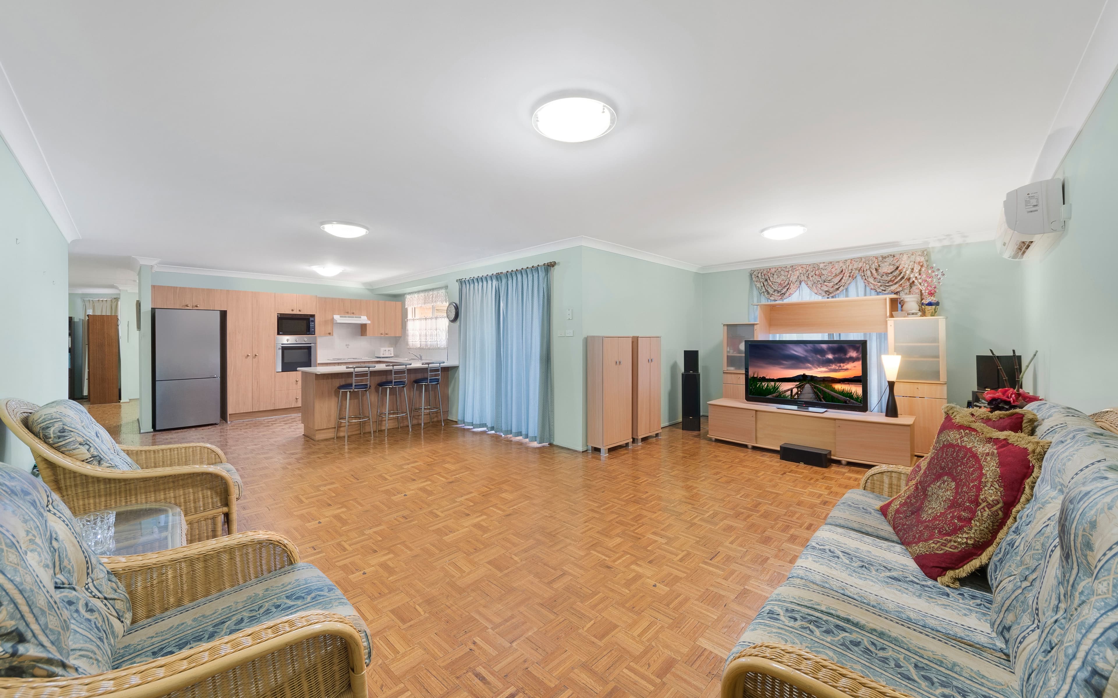 16 Chester Road, Ingleburn NSW 2565, Ingleburn - Thumbnail 4