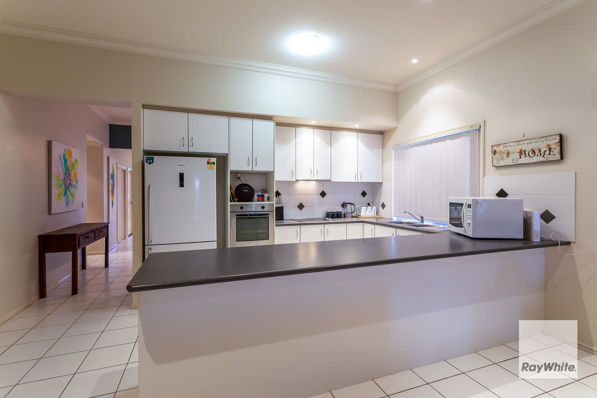 18 Cole Street, Redland Bay QLD 4165, Redland Bay - Thumbnail 2