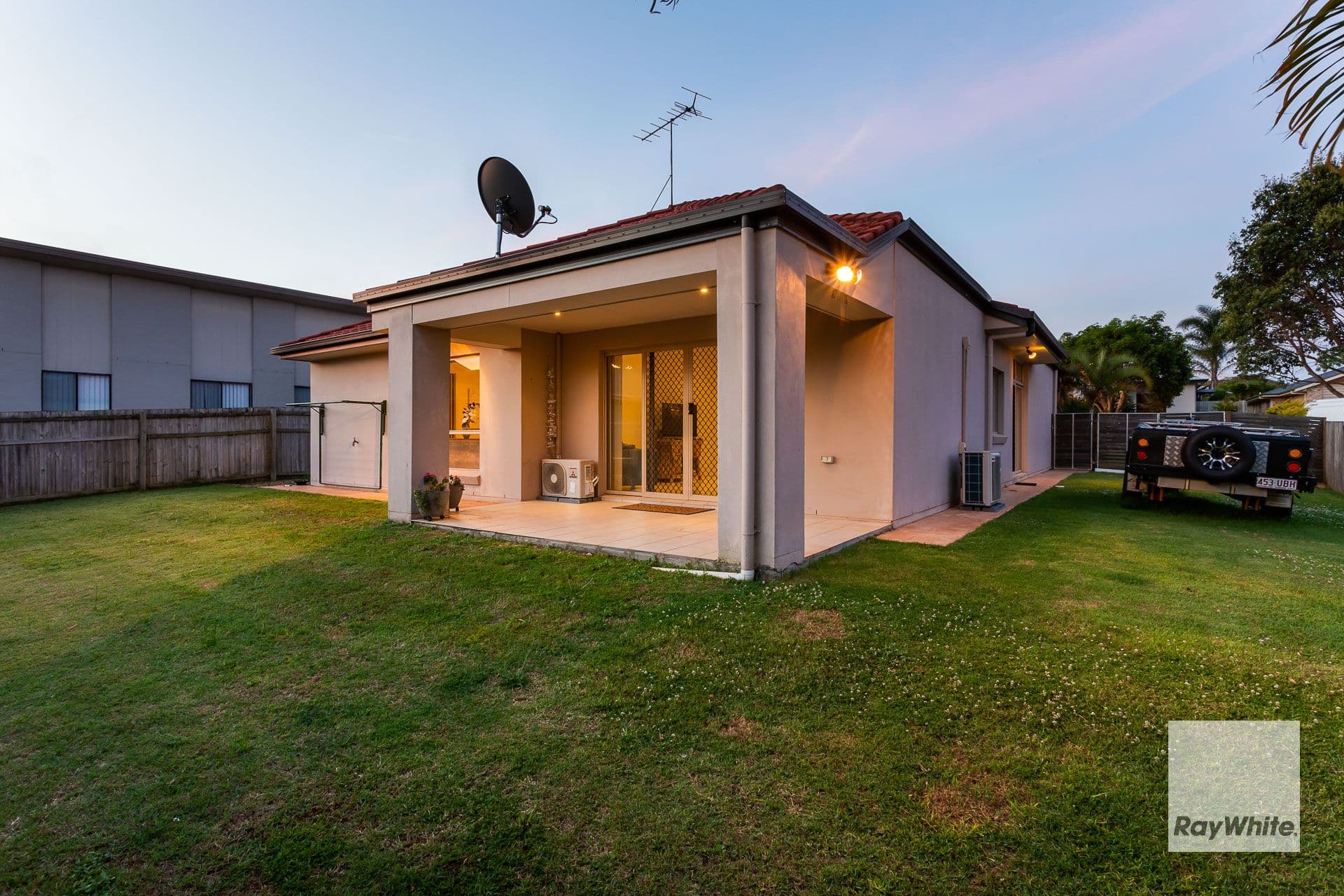 18 Cole Street, Redland Bay QLD 4165, Redland Bay - Thumbnail 6