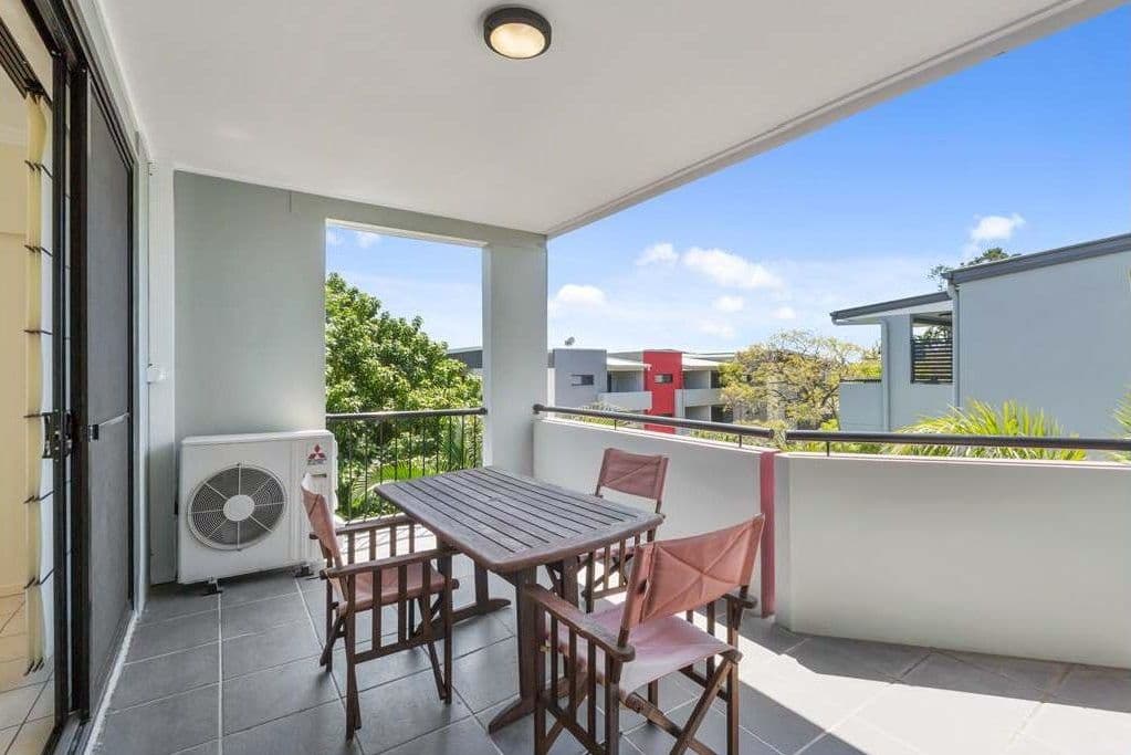 8 Archer Street, Upper Mount Gravatt QLD 4122, Upper Mount Gravatt - Thumbnail 2
