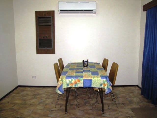 1 Hameister Avenue, LOXTON SA 5333, Loxton - Thumbnail 4