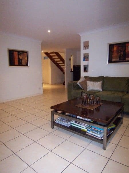 24 Dunkeith Avenue, Benowa, QLD, 4217, Benowa - Thumbnail 5