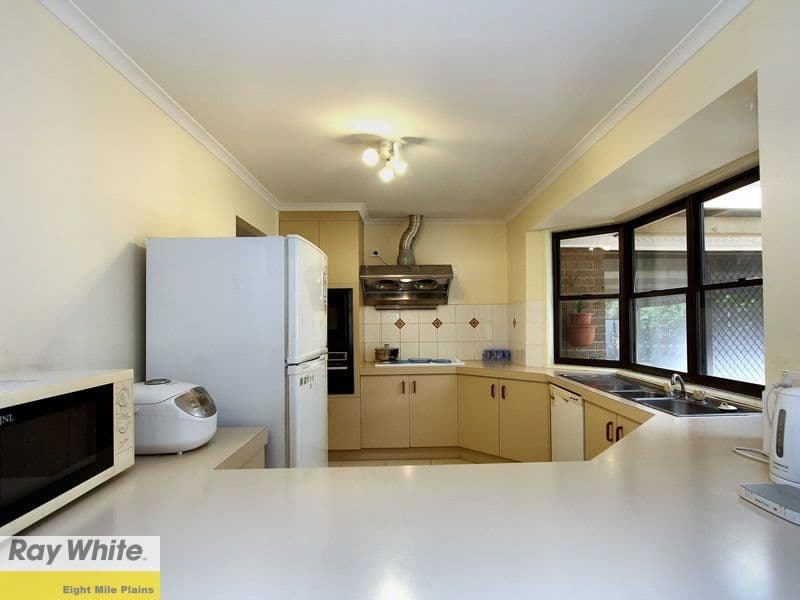 10 Kurru Street, EIGHT MILE PLAINS QLD 4113, Eight Mile Plains - Thumbnail 3