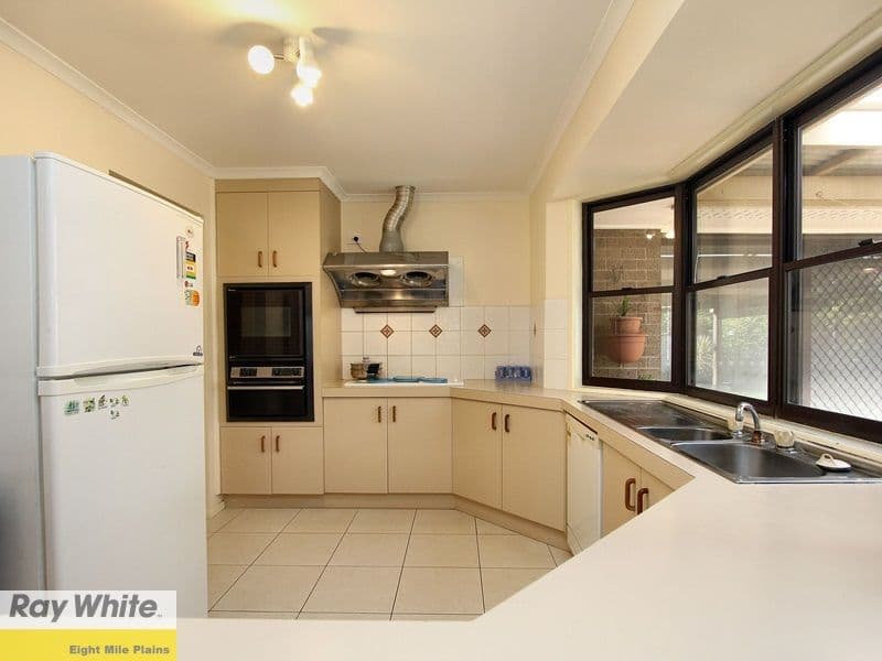 10 Kurru Street, EIGHT MILE PLAINS QLD 4113, Eight Mile Plains - Thumbnail 4