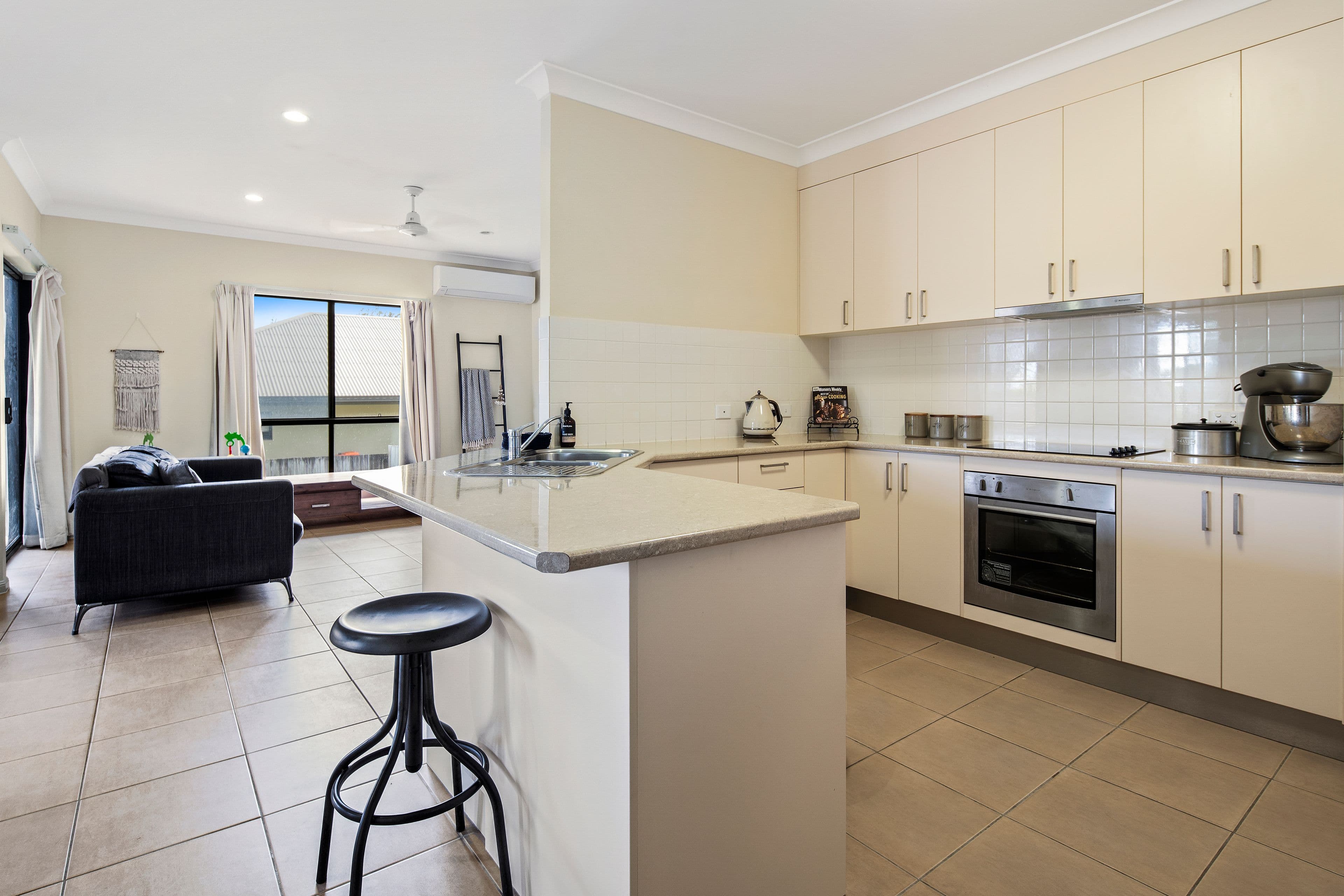 1 Ryben Court, Cannonvale QLD 4802, Cannonvale - Image 1