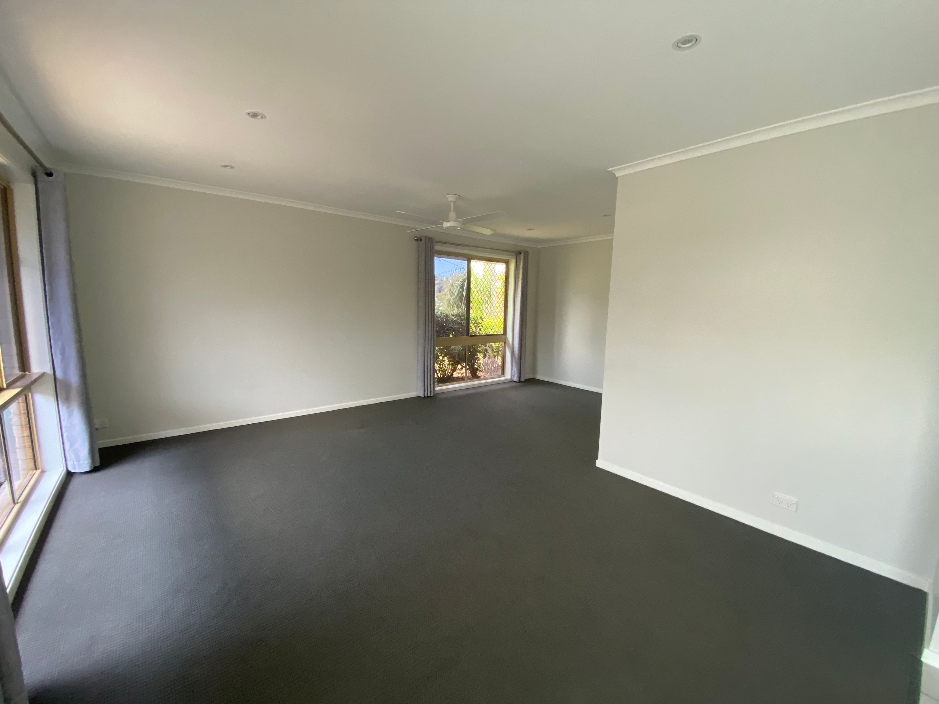 17 Kate Avenue, Deception Bay QLD 4508, Deception Bay - Thumbnail 3