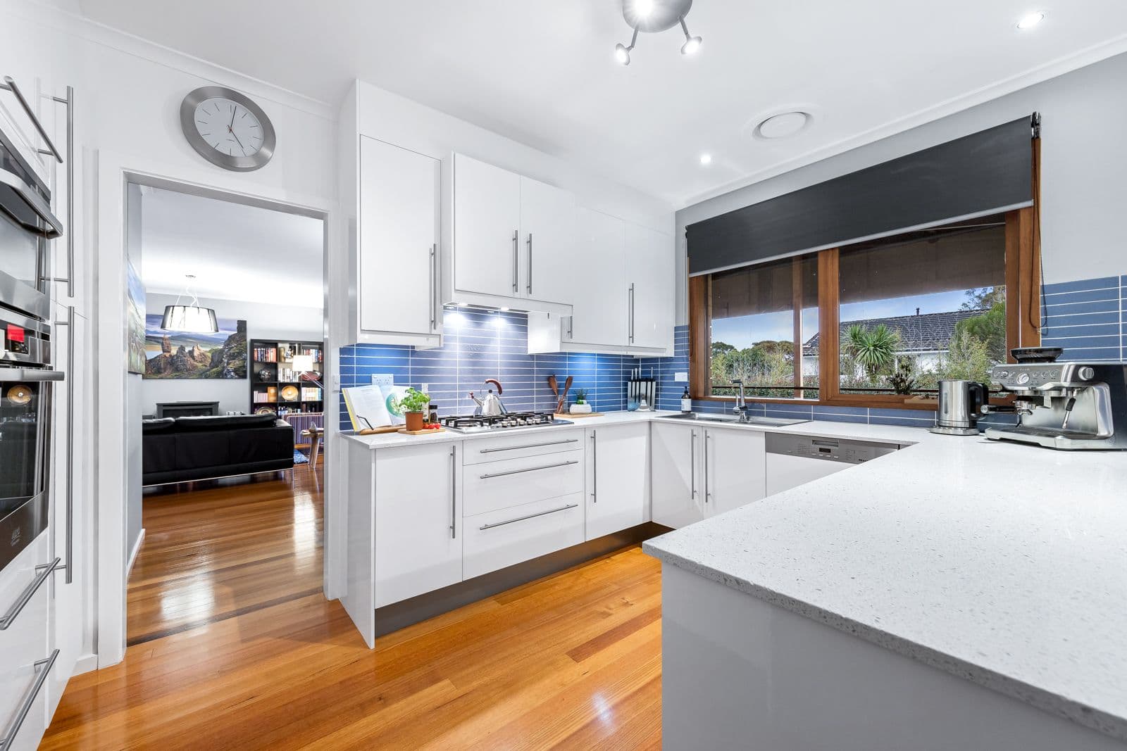 14 Roswell Street, Glen Waverley VIC 3150, Glen Waverley - Thumbnail 4