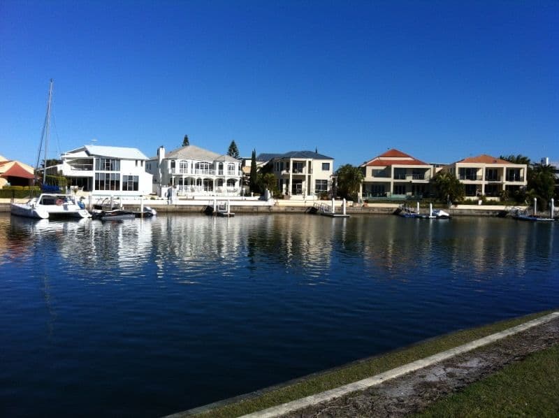 14 Queen Guineveres Place, SOVEREIGN ISLANDS QLD 4216, Sovereign Islands - Image 1