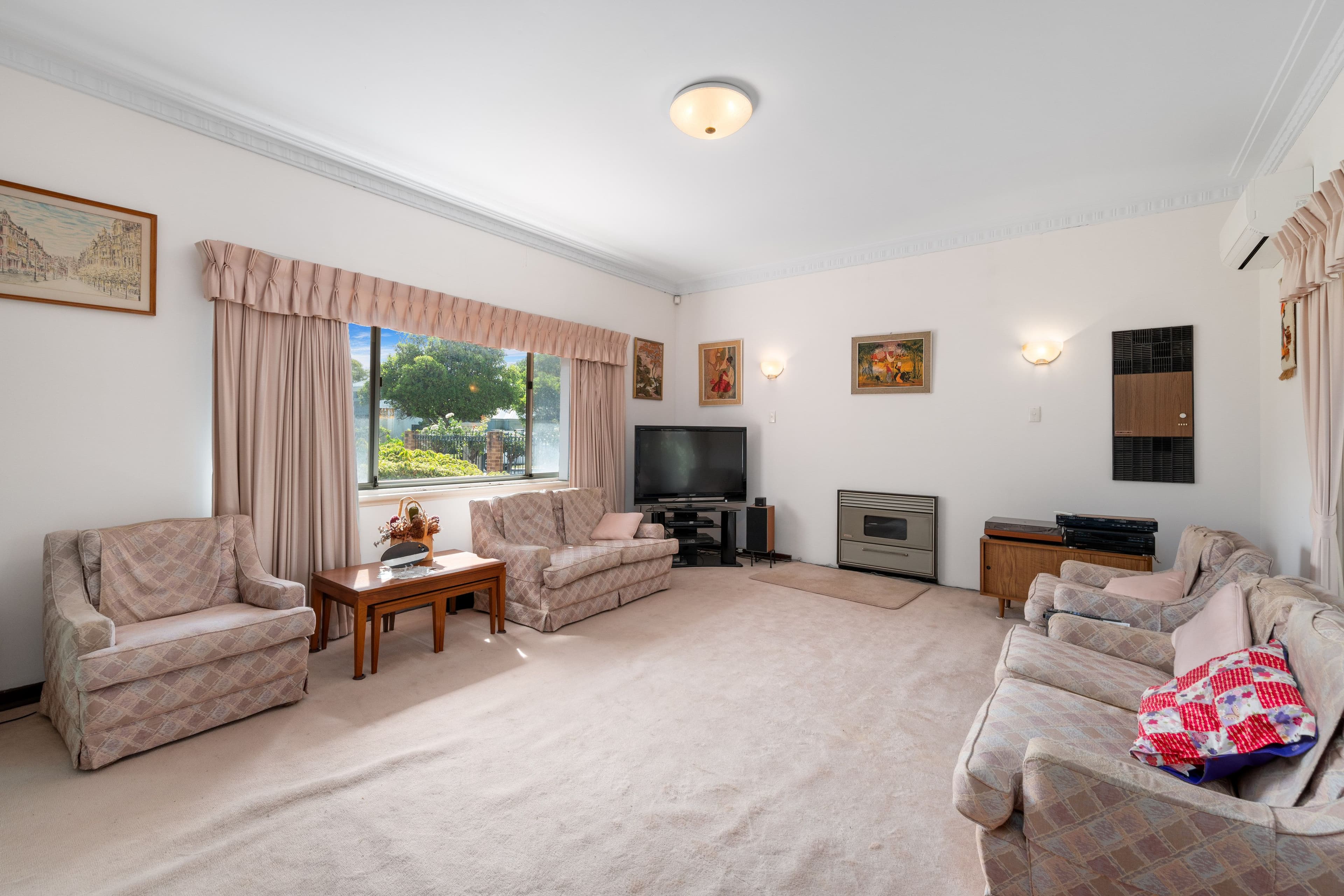 52 Lanark Street, Coolbinia WA 6050, Coolbinia - Thumbnail 3