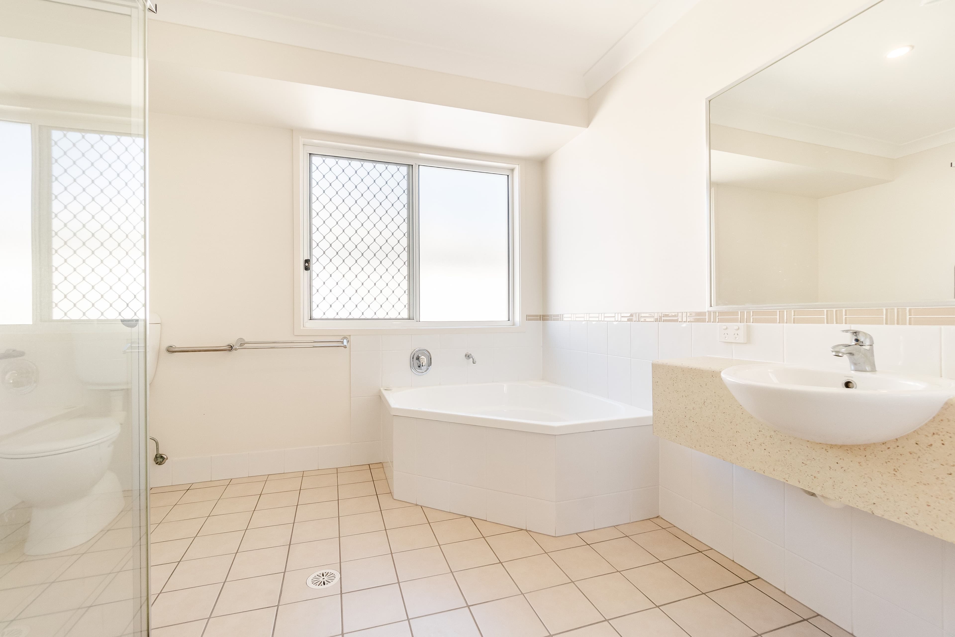 2/4 Somerset Place, Yamba NSW 2464, Yamba - Thumbnail 6