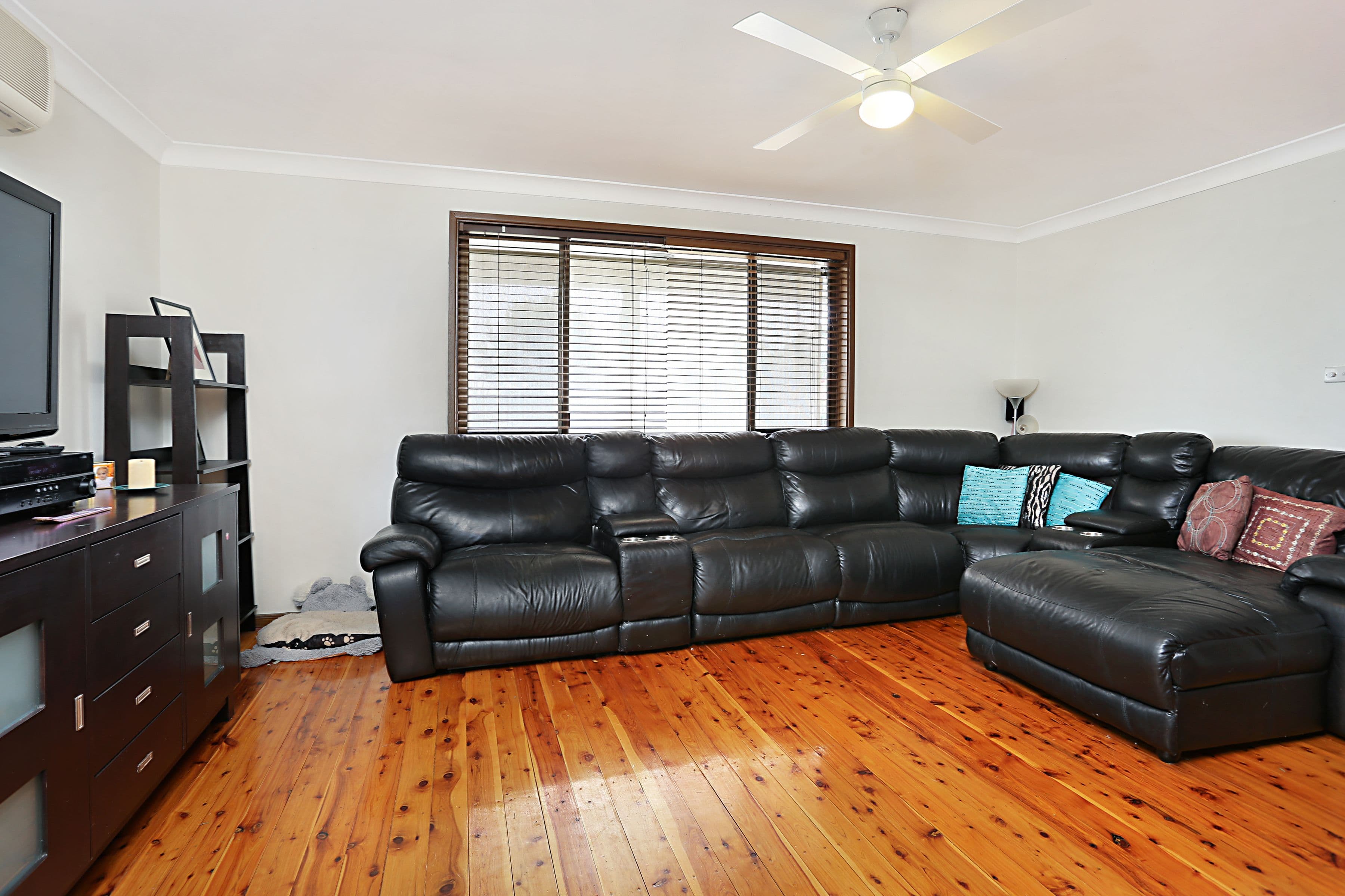70 Durham Street, Clarence Town - Thumbnail 3