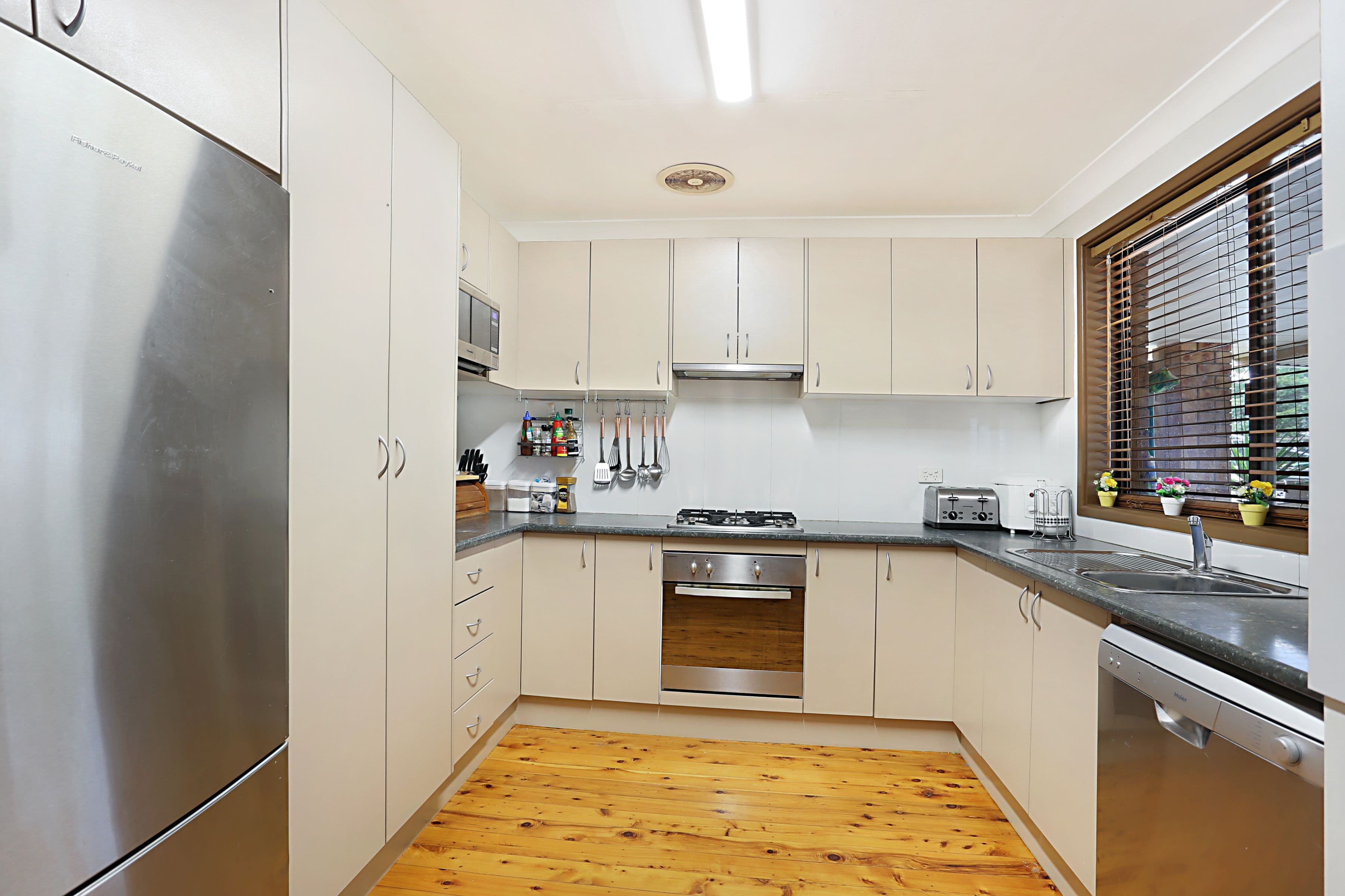 70 Durham Street, Clarence Town - Thumbnail 4