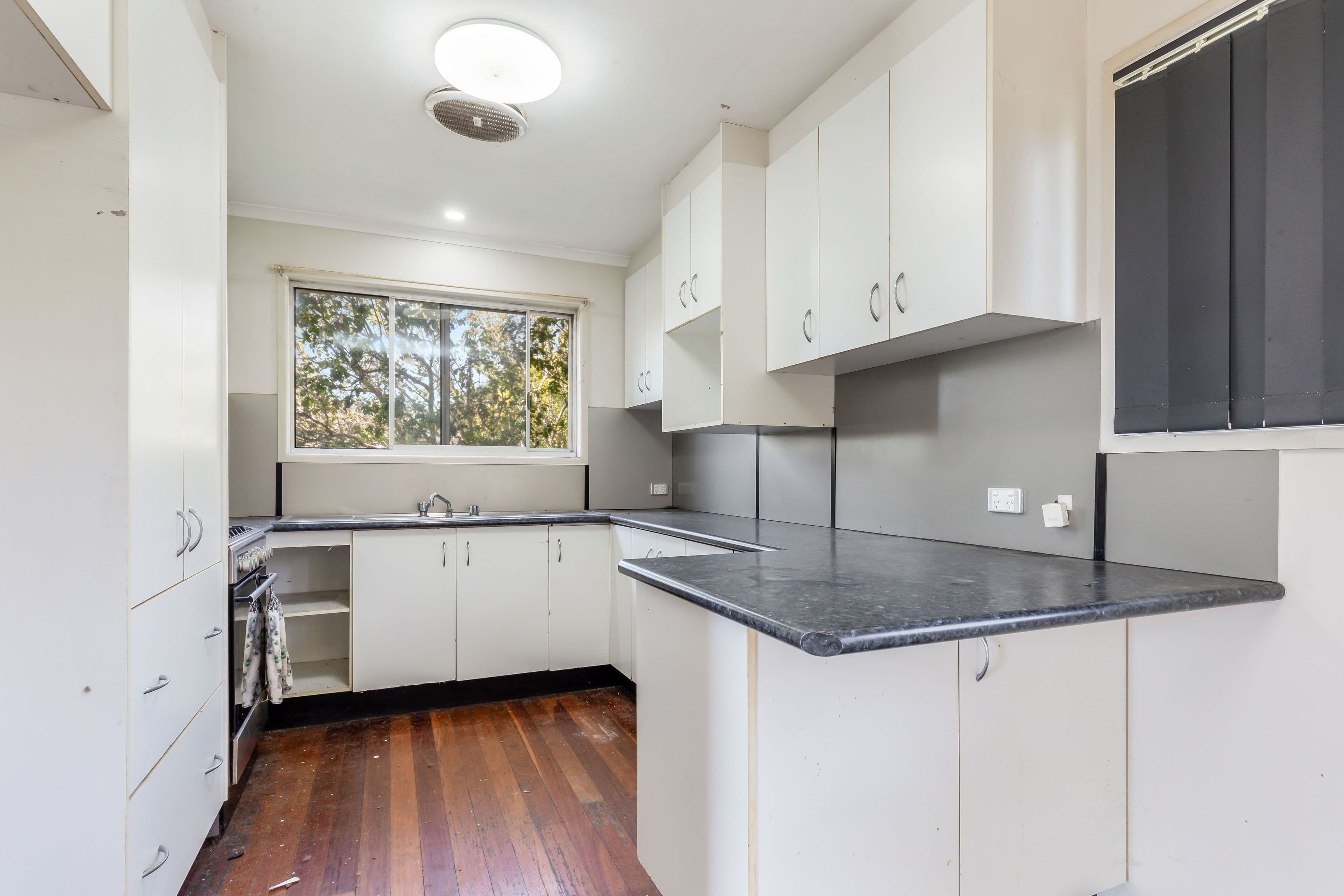 41 Amersham Street, Kippa-Ring QLD 4021, Kippa-Ring - Thumbnail 3