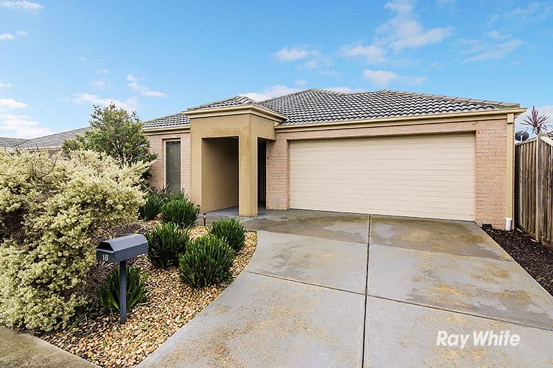 18 Westmoreland Avenue, Cranbourne North VIC 3977, Cranbourne North - Image 1