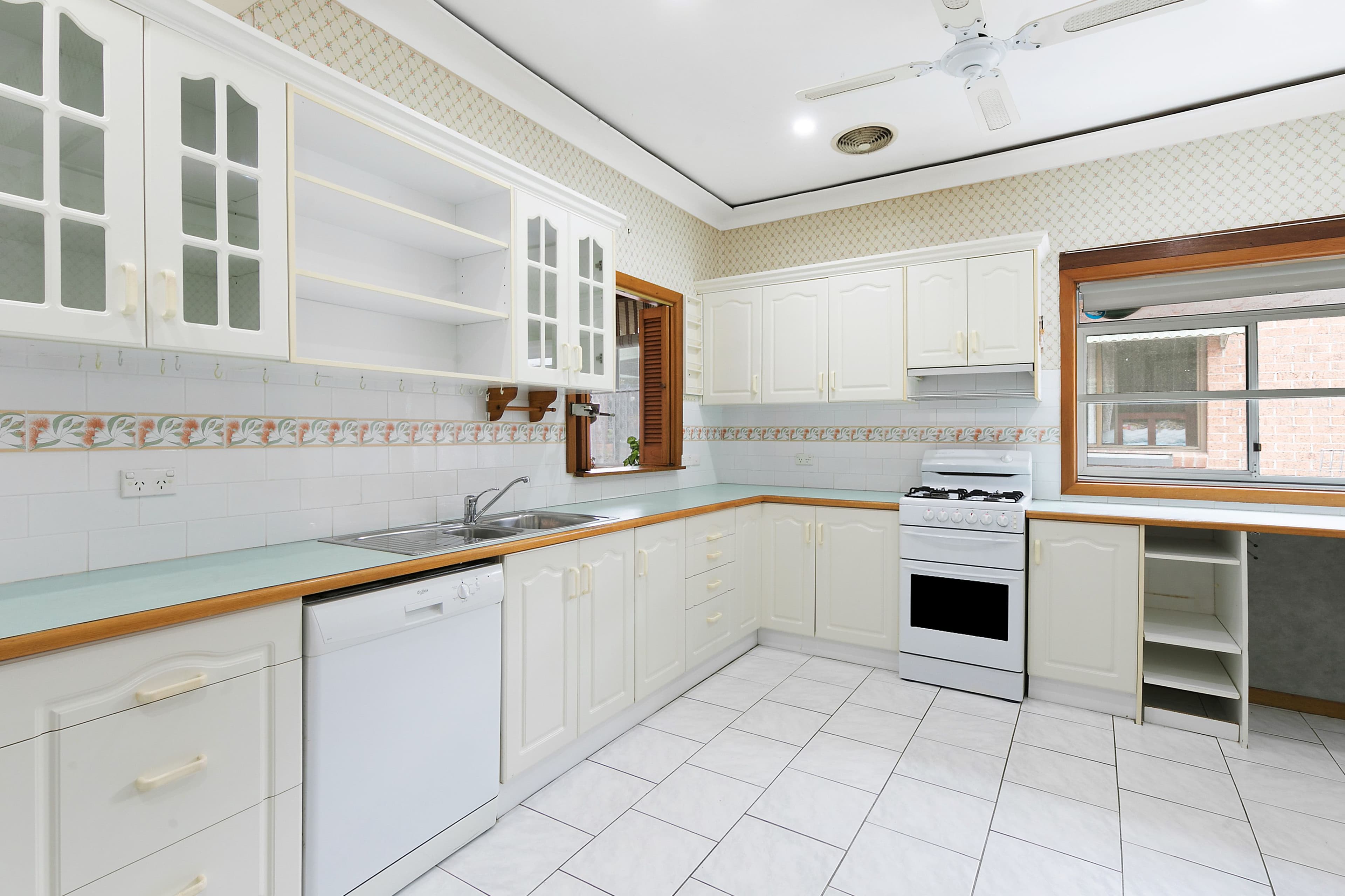 9 Greenwood Avenue, Narraweena - Thumbnail 6