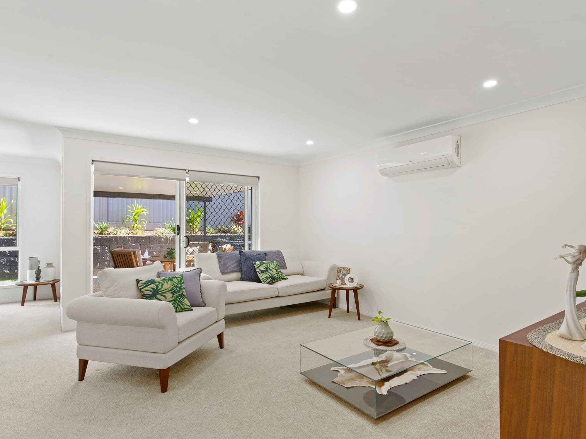 38-40 Robert Street, Labrador QLD 4215, Labrador - Thumbnail 2