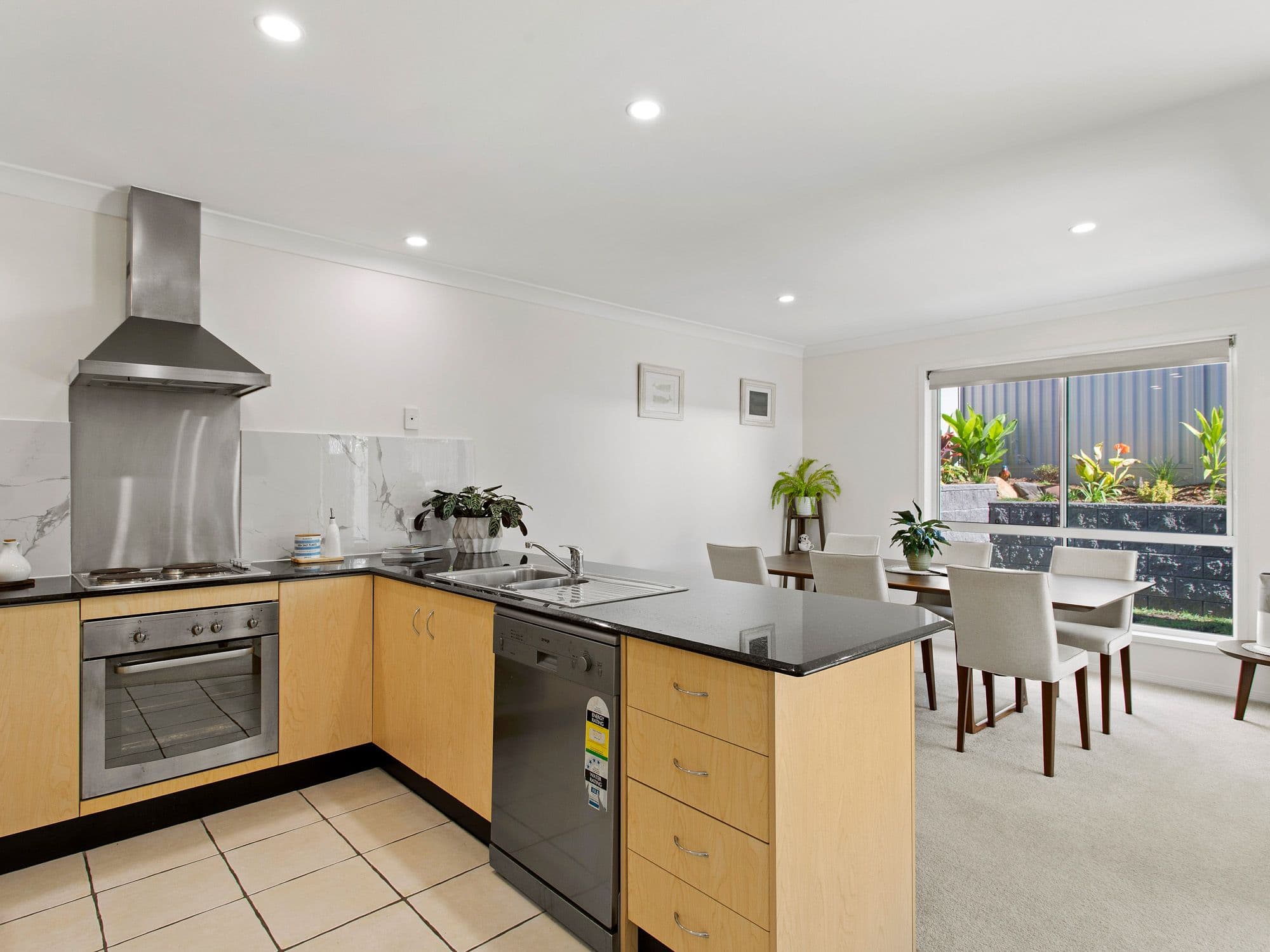 38-40 Robert Street, Labrador QLD 4215, Labrador - Thumbnail 4