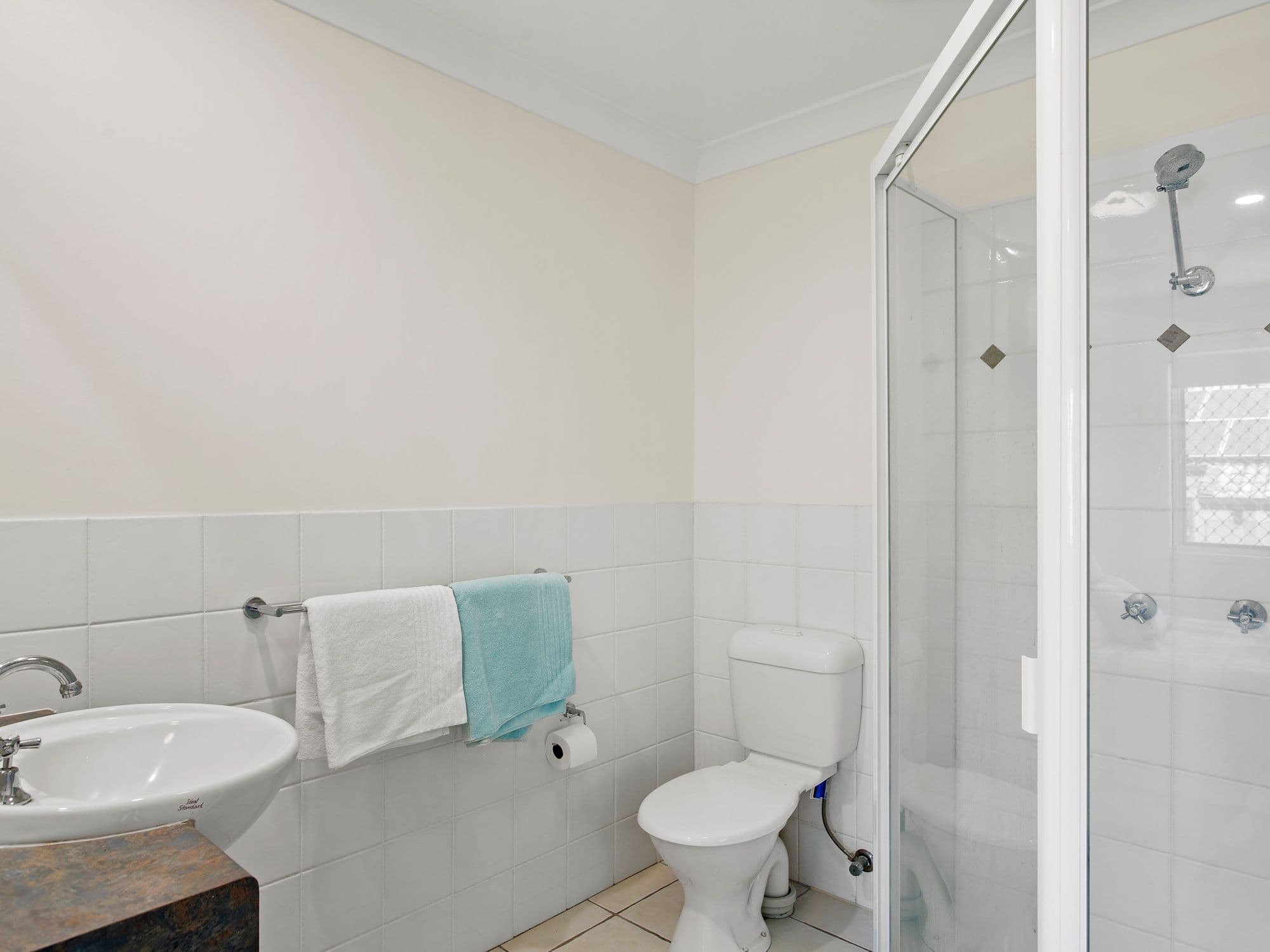 38-40 Robert Street, Labrador QLD 4215, Labrador - Thumbnail 6