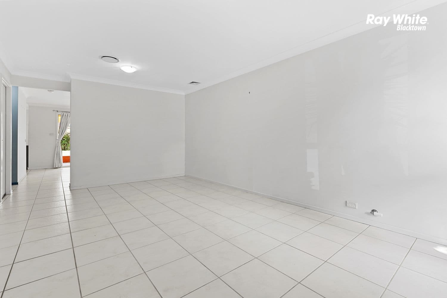 25 Tree Top Circuit, Quakers Hill NSW 2763, Quakers Hill - Thumbnail 3
