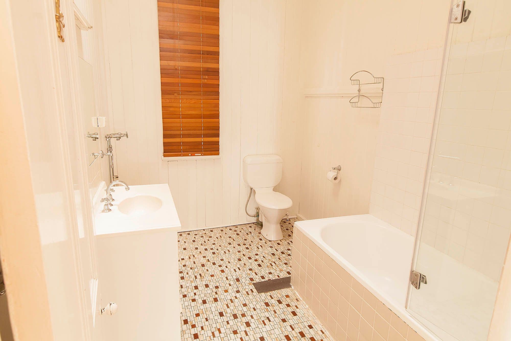 10 Dawson Street, WOOLOOWIN QLD 4030, Wooloowin - Thumbnail 5