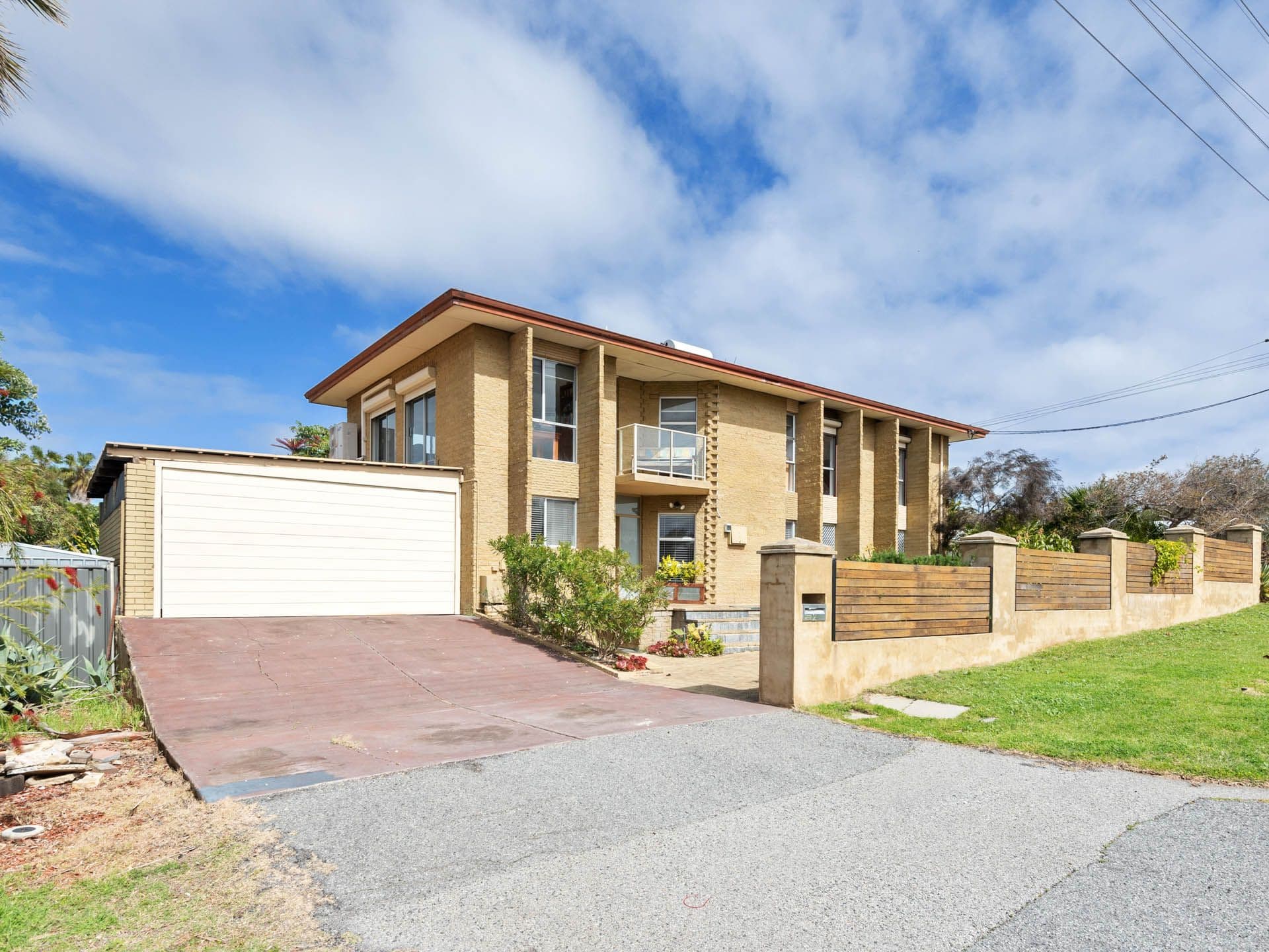 2 Gunida Street, Mullaloo WA 6027, Mullaloo - Image 1