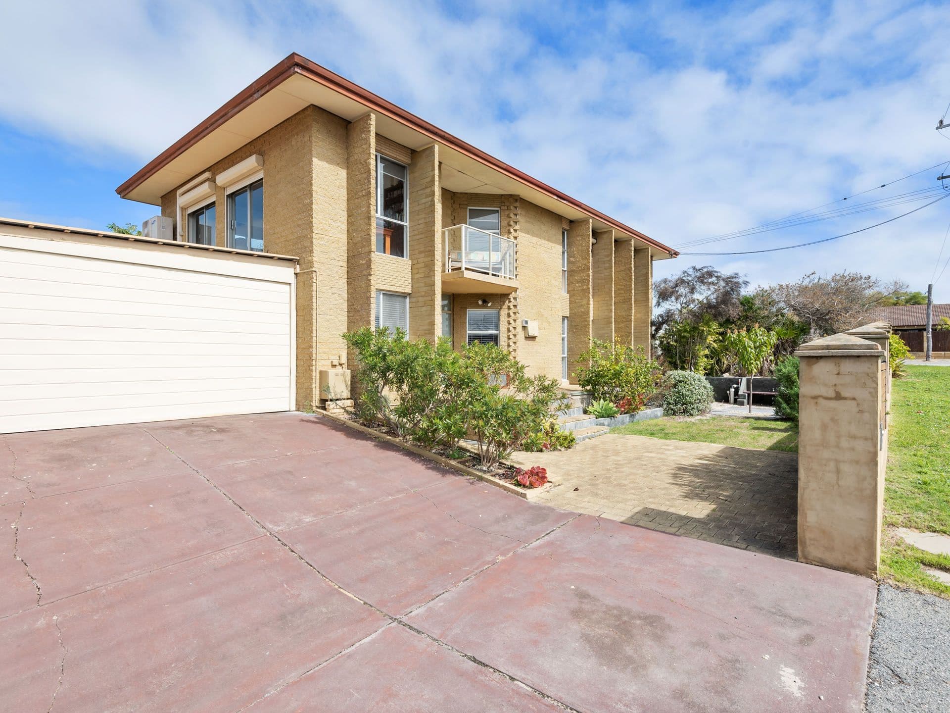 2 Gunida Street, Mullaloo WA 6027, Mullaloo - Thumbnail 2
