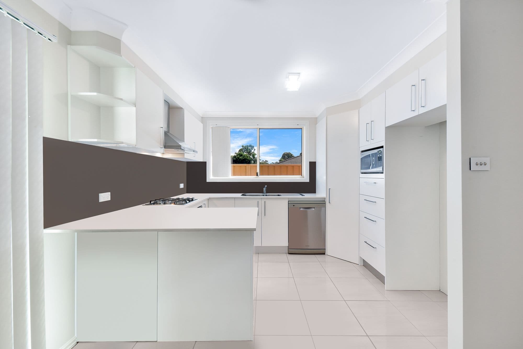 11B Crommelin Crescent, St Helens Park NSW 2560, St Helens Park - Thumbnail 4