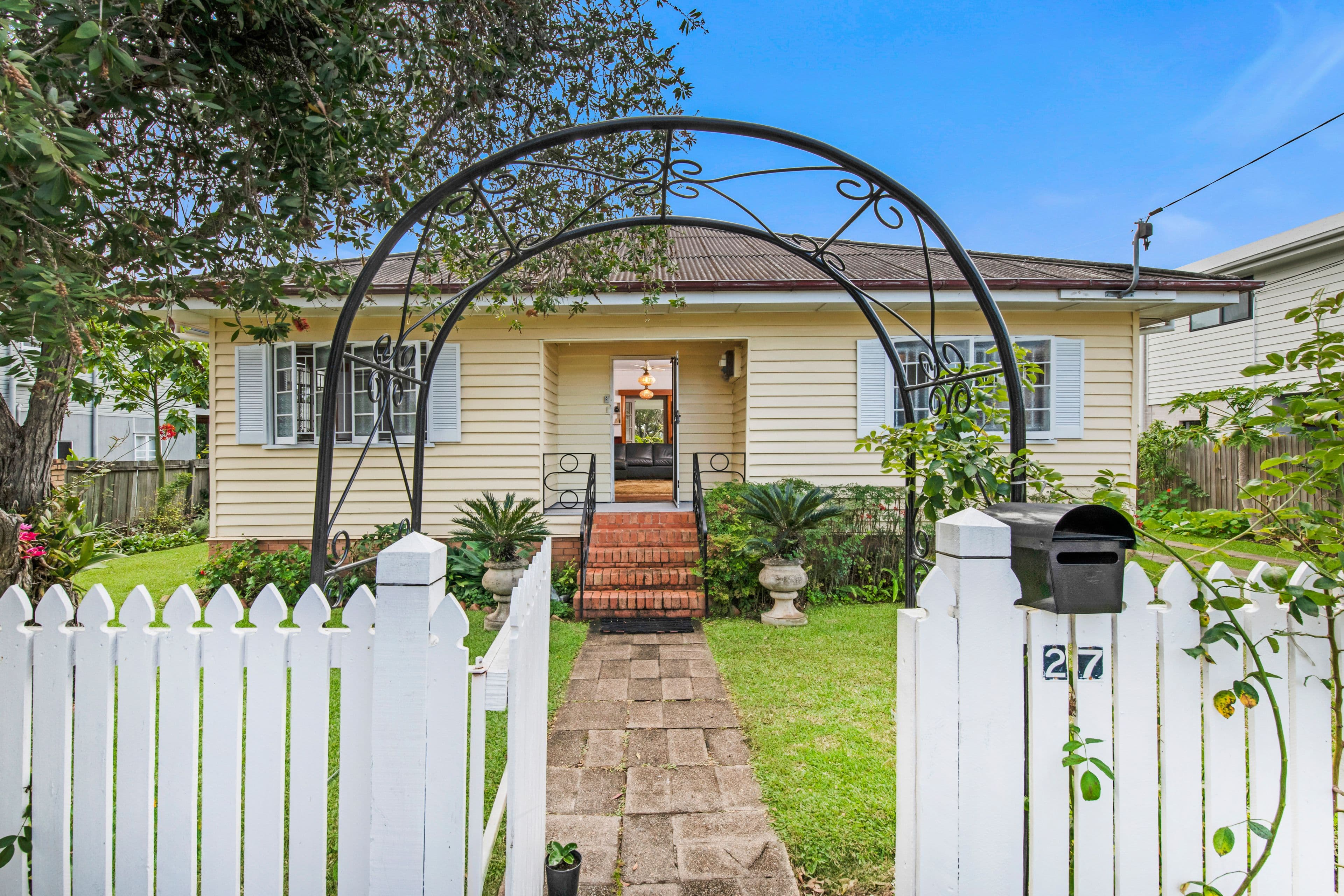 27 Alexander Road, Oxley QLD 4075, Oxley - Thumbnail 2