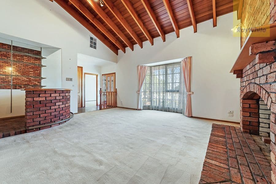 9 Moffat Court, Greenvale VIC 3059, Greenvale - Thumbnail 2