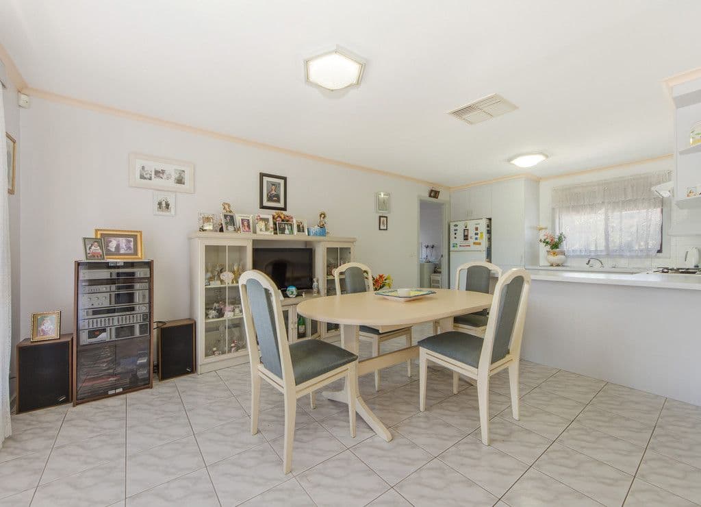 155 Taylors Road, St Albans VIC 3021, St Albans - Thumbnail 3