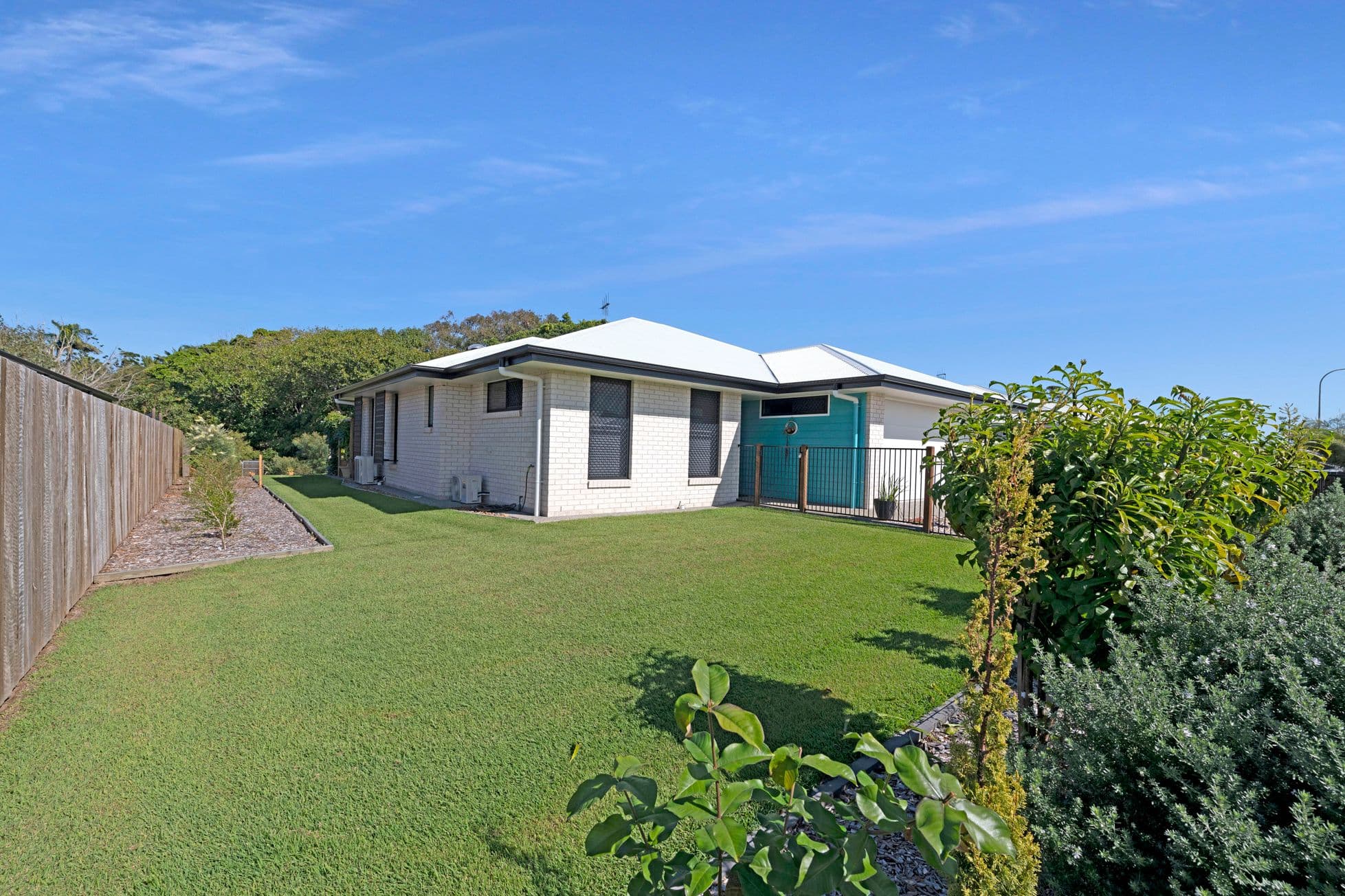 6 Headlands Esplanade, Innes Park QLD 4670, Innes Park - Thumbnail 5