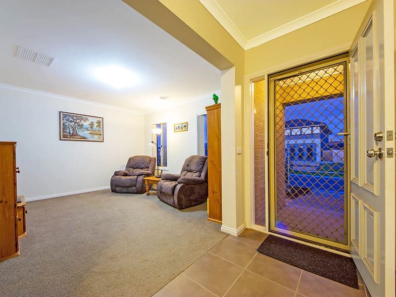 20 fieldwren Drive, WILLIAMS LANDING VIC 3027, Williams Landing - Thumbnail 4