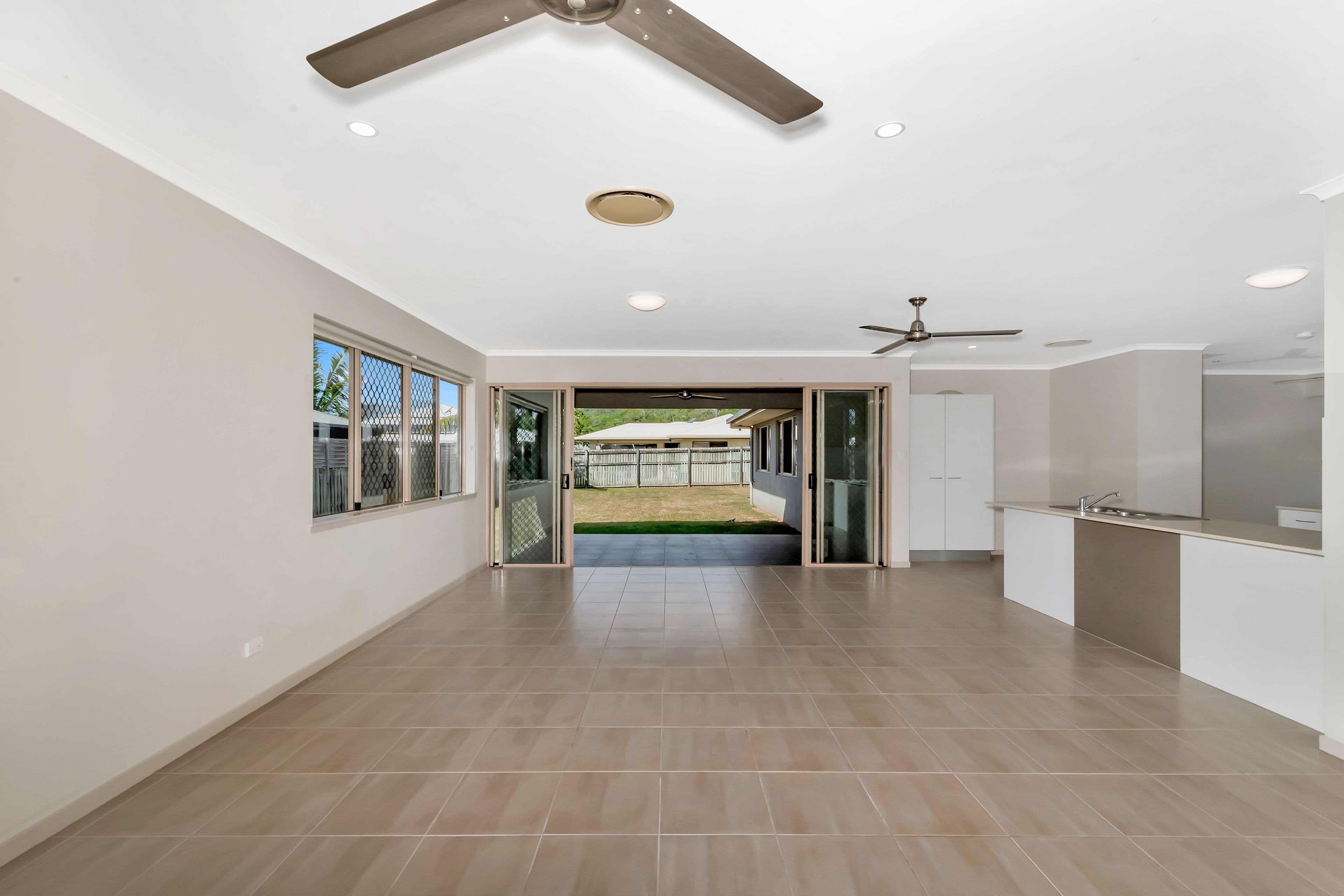 10 Mallory Close, Edmonton QLD 4869, Edmonton - Thumbnail 2