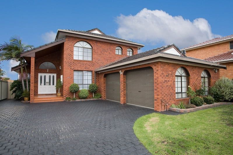 25 Coonawarra Drive, THOMASTOWN VIC 3074, Thomastown - Image 1