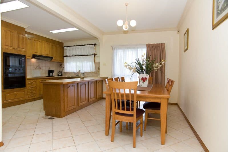 25 Coonawarra Drive, THOMASTOWN VIC 3074, Thomastown - Thumbnail 7