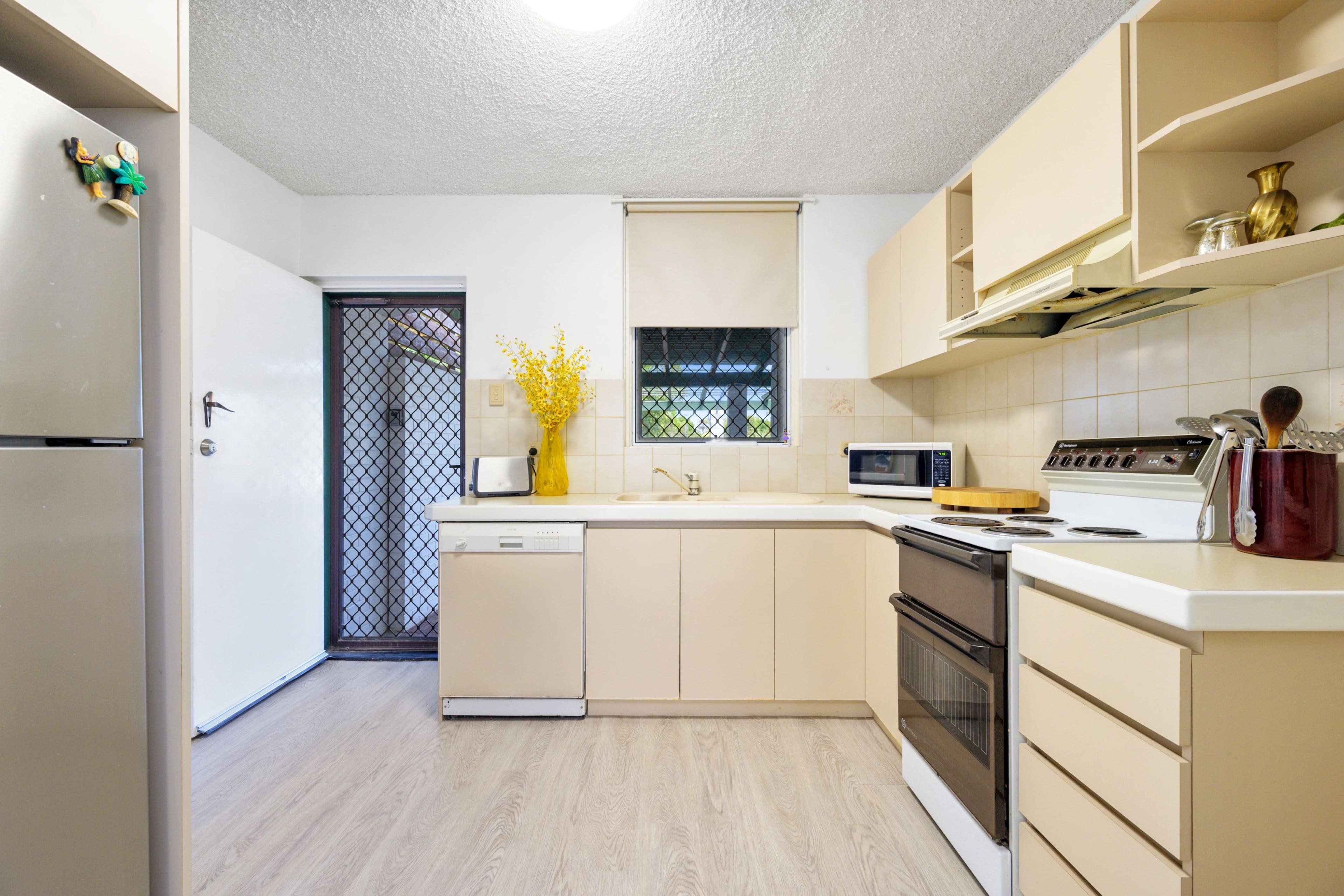 9A Myrtle Avenue, Sorrento WA 6020, Sorrento - Thumbnail 8