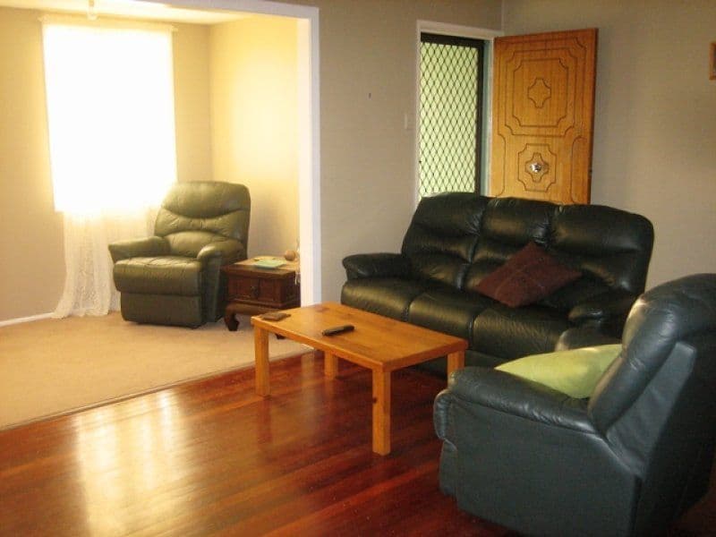 18 Lorraine Court, Lawnton QLD 4501, Lawnton - Thumbnail 2