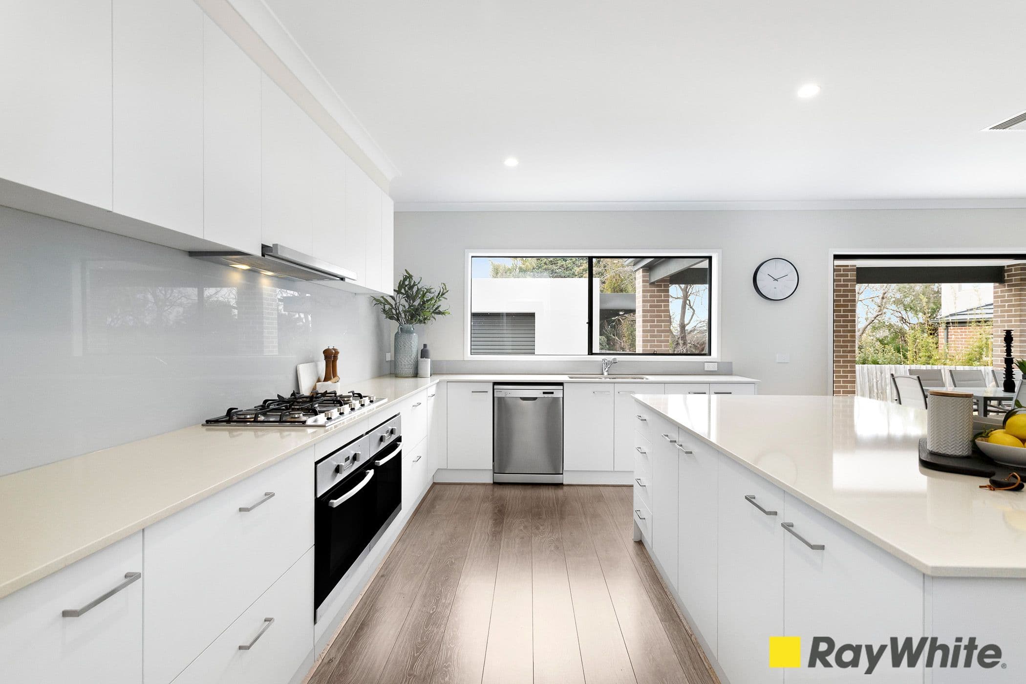 42 Lewton Road, Mount Waverley VIC 3149, Mount Waverley - Thumbnail 4