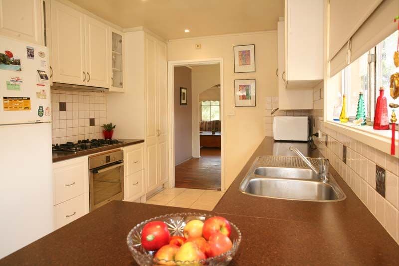 25 Albany Drive, MULGRAVE VIC 3170, Mulgrave - Thumbnail 2