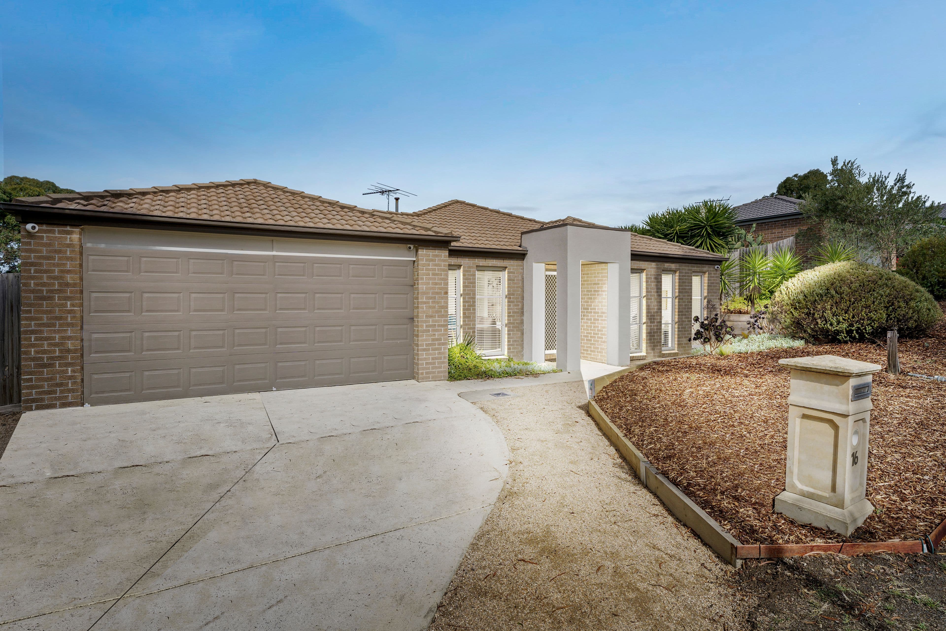16 Longmire Court, Sunbury VIC 3429, Sunbury - Image 1