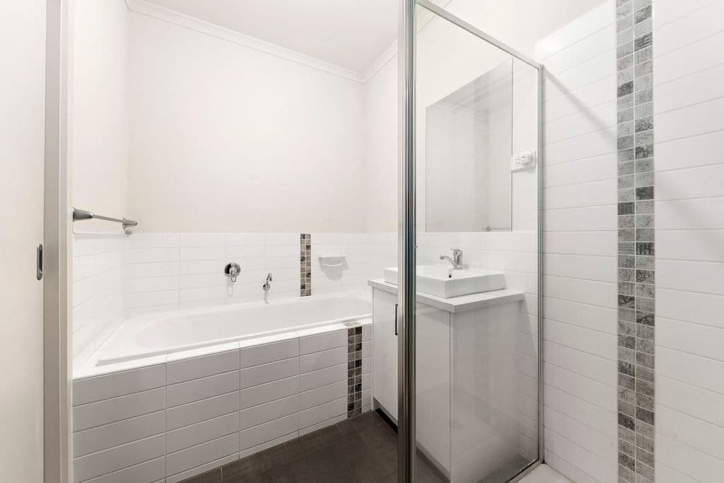 6 Di Palma Place, Bundoora VIC 3083, Bundoora - Thumbnail 4