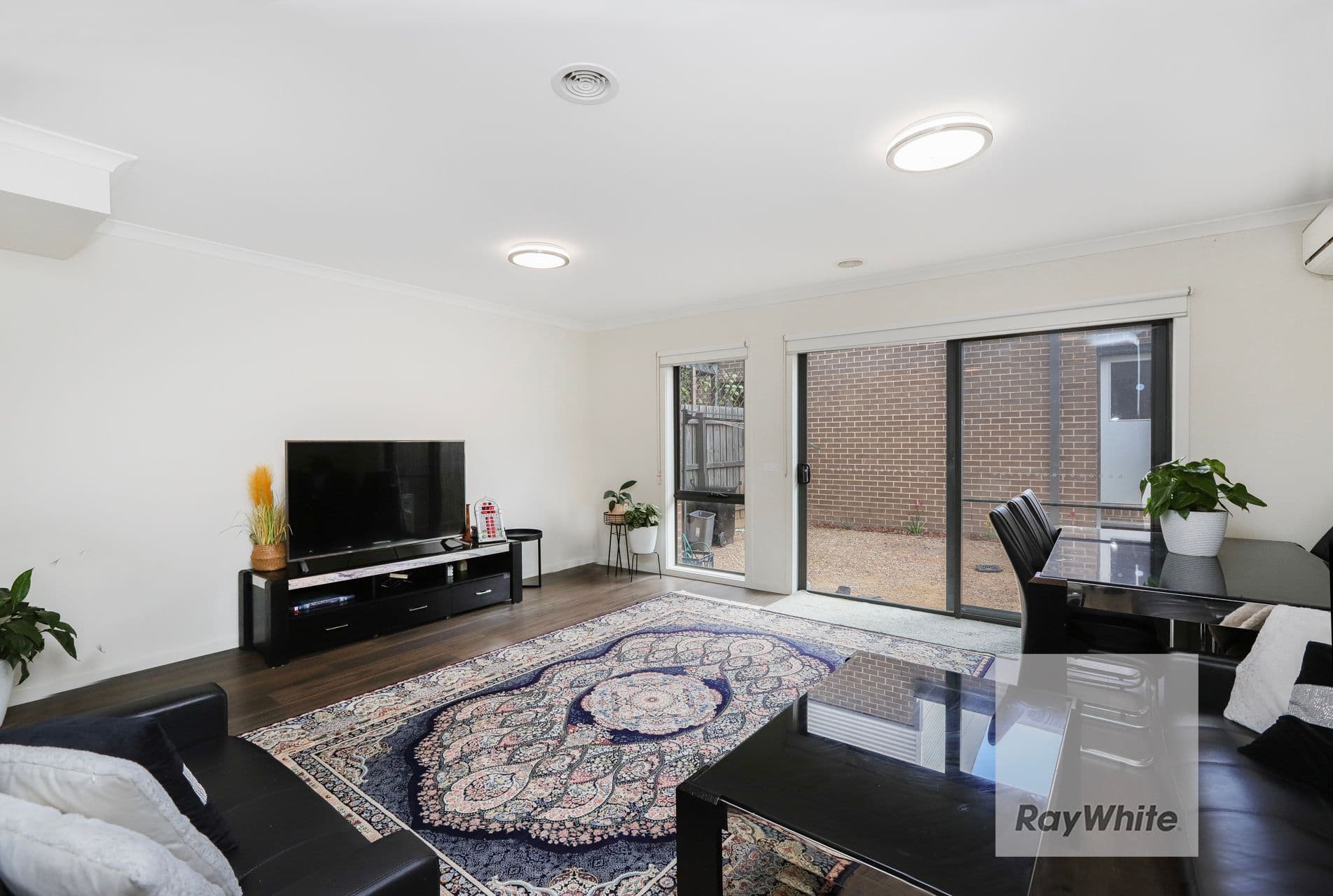 3 Jarvis Walk, Westmeadows VIC 3049, Westmeadows - Thumbnail 2