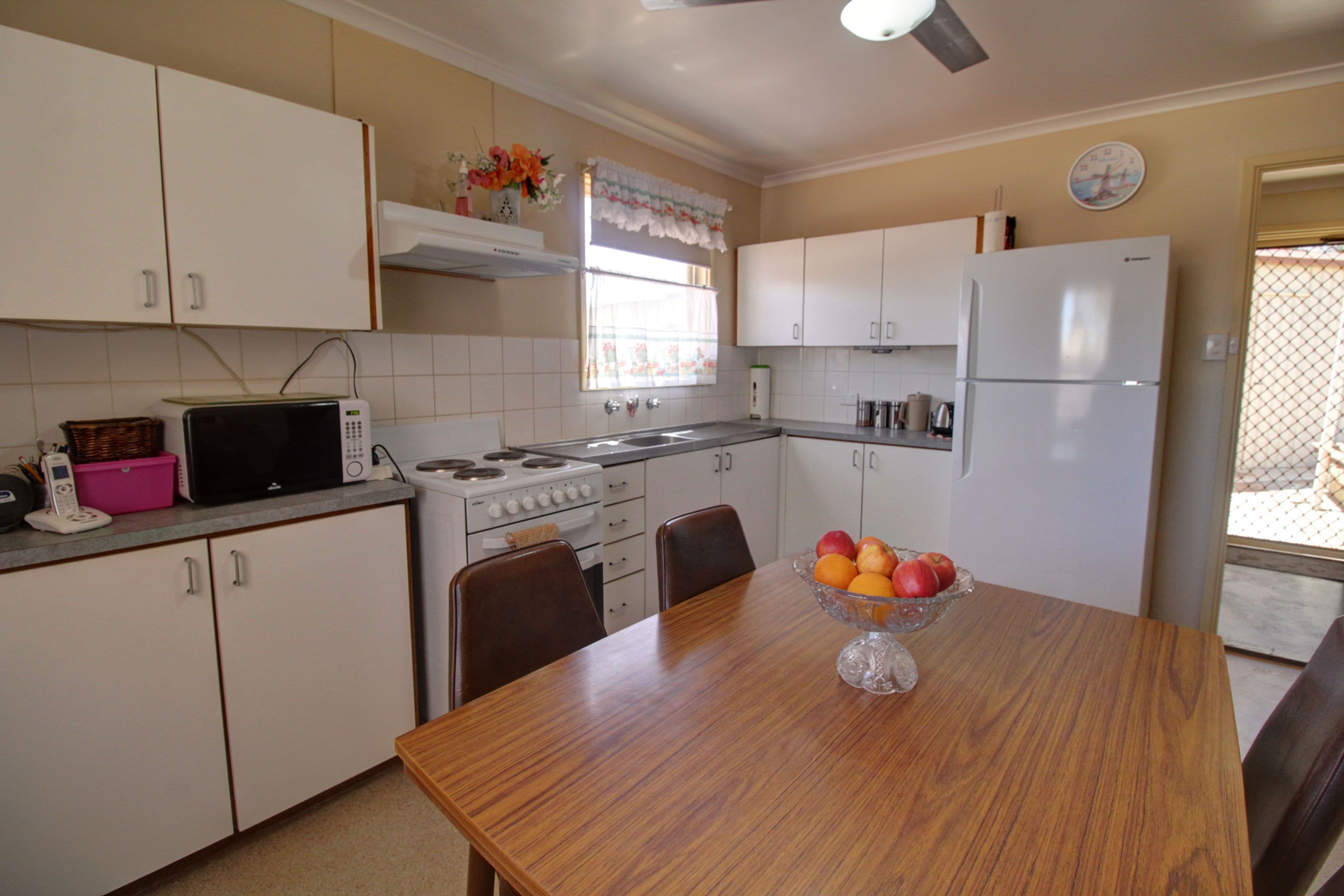 8 Hardwick Street, Barmera SA 5345, Barmera - Thumbnail 2