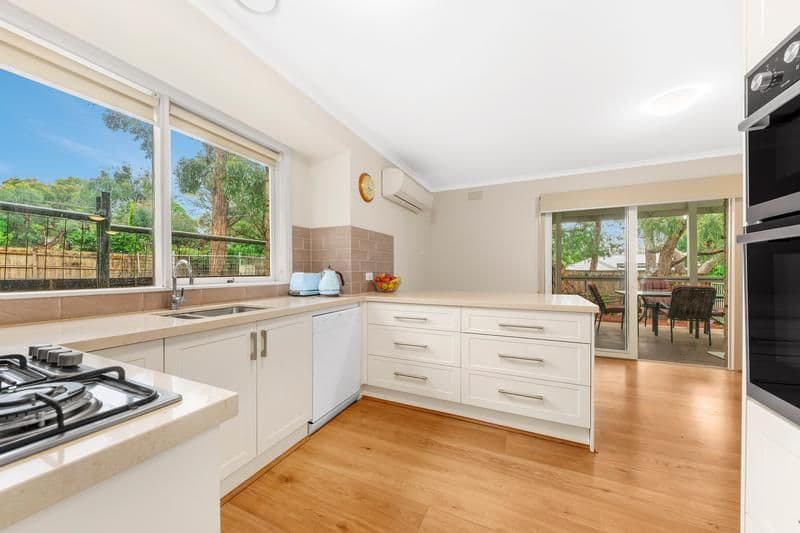 24 Central Avenue, Bayswater North VIC 3153, Bayswater North - Thumbnail 2