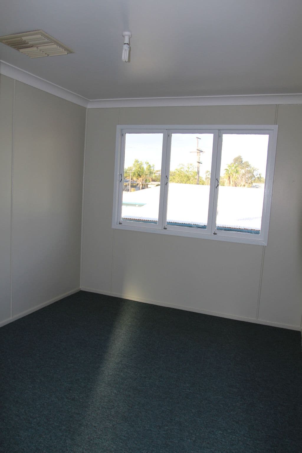 106 Edward Street, Charleville QLD 4470, Charleville - Thumbnail 5