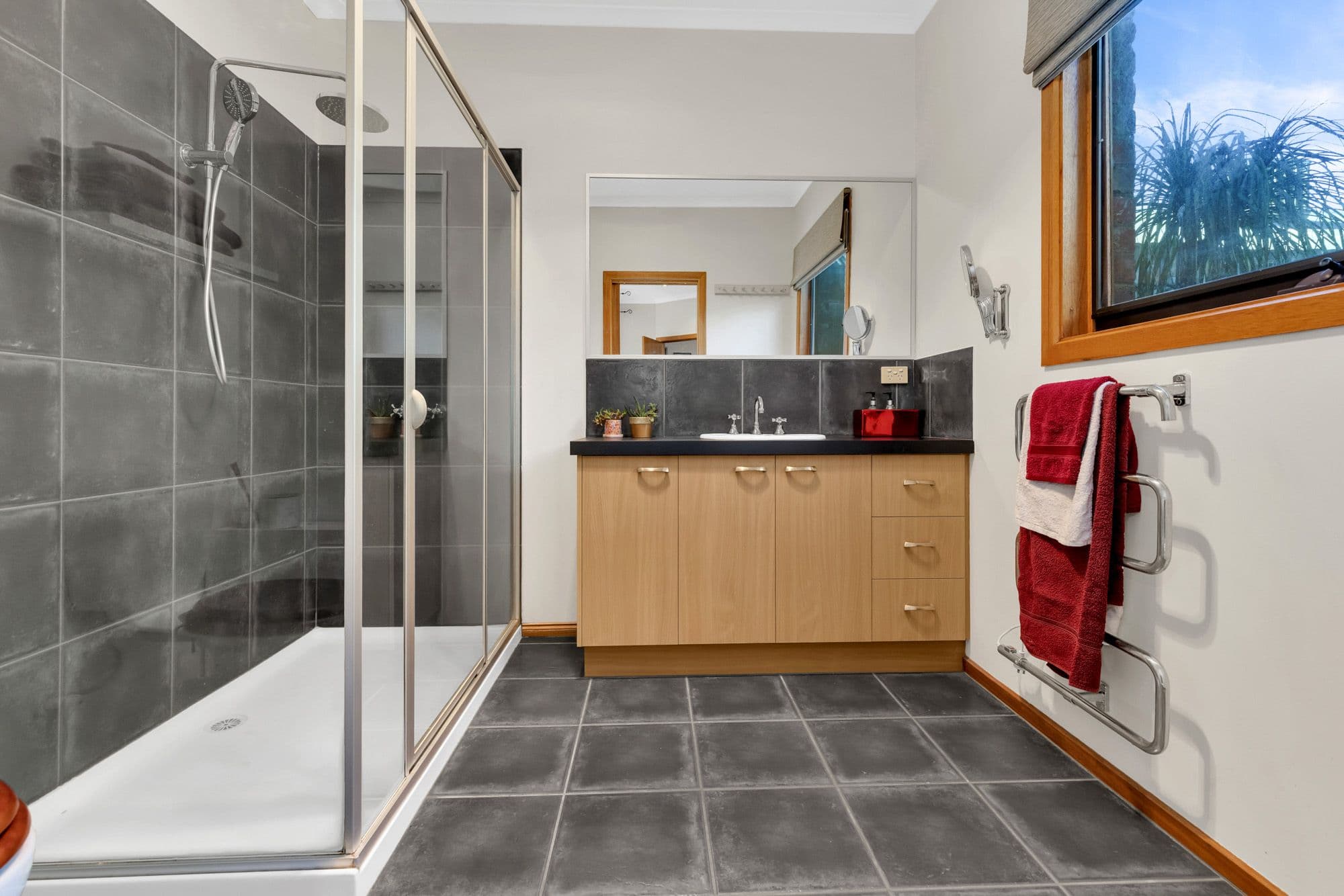 47 Hopetoun Road, Werribee VIC 3030, Werribee - Thumbnail 4