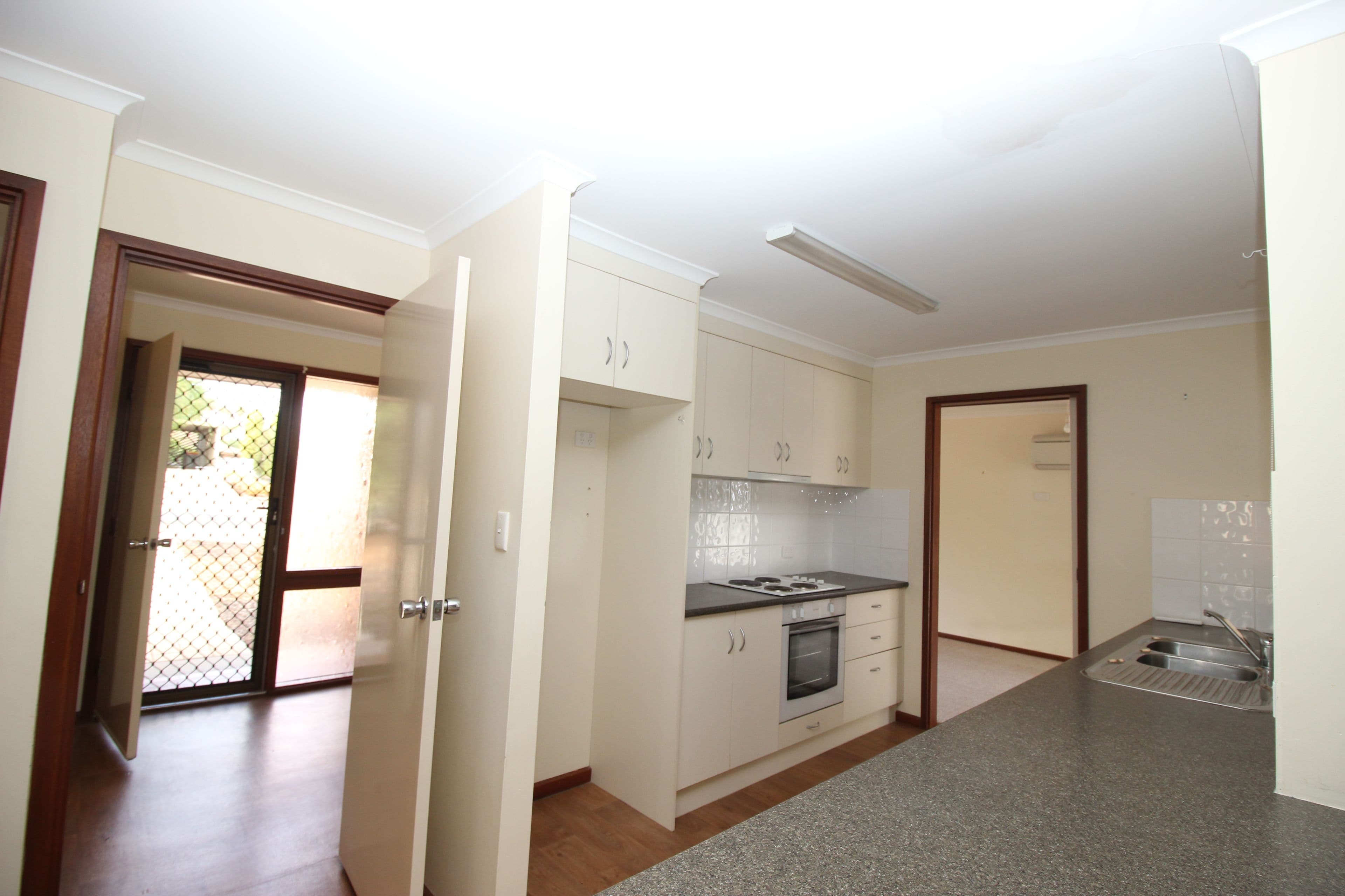 2 Allen Street, Waikerie SA 5330, Waikerie - Thumbnail 4