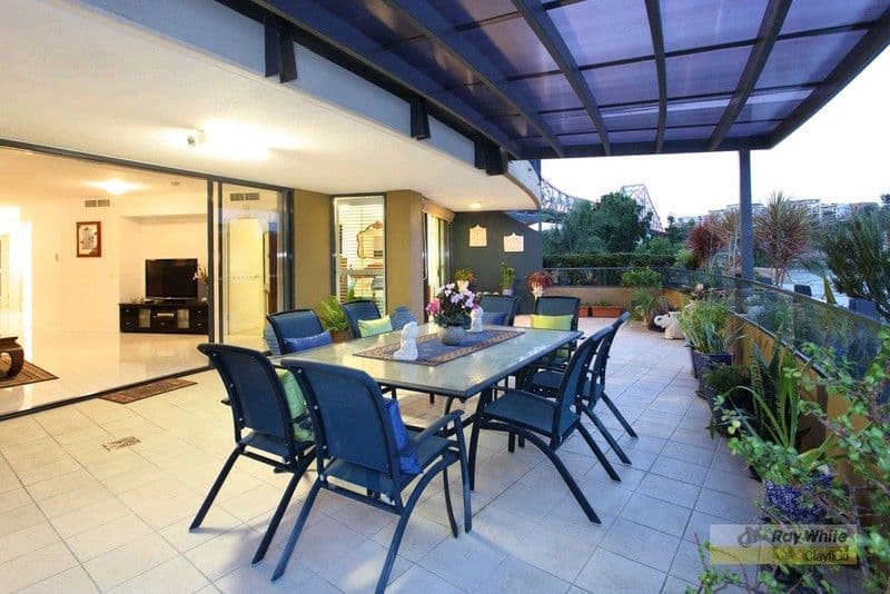 1 Holman Street, KANGAROO POINT QLD 4169, Kangaroo Point - Thumbnail 2