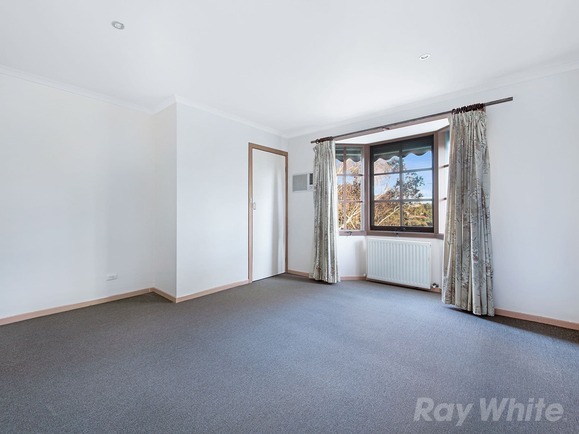 24 Carrol Grove, Mount Waverley VIC 3149, Mount Waverley - Thumbnail 7